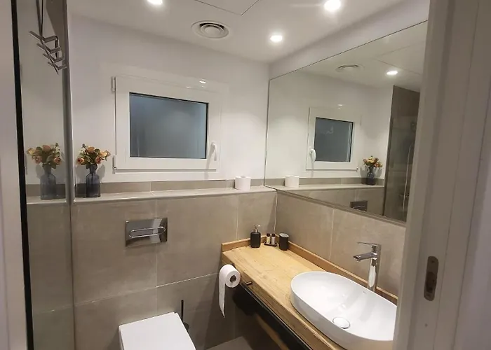 Piso Centrico De 3 Con Terraza Y Vistas דירה *