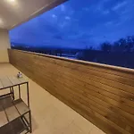 Piso Centrico De 3 Con Terraza Y Vistas Апартаменты *