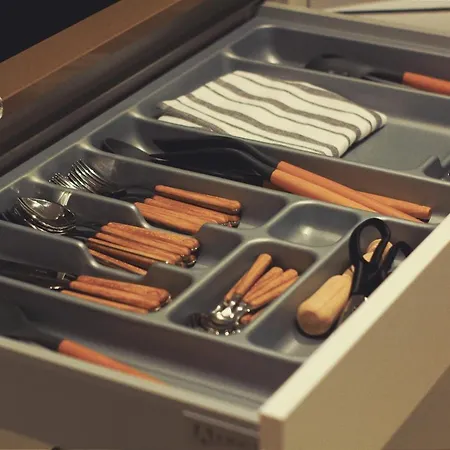 Piso Centrico De 3 Con Terraza Y Vistas * Girona