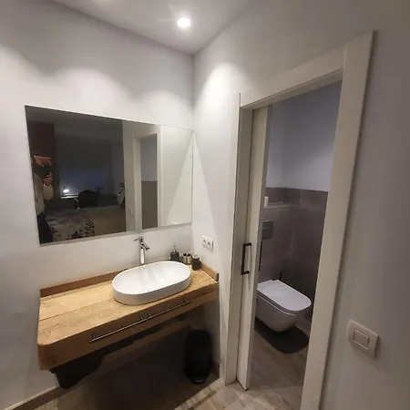 Piso Centrico De 3 Con Terraza Y Vistas Apartman *