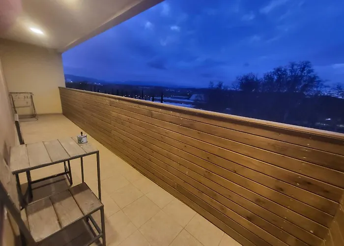 Piso Centrico De 3 Con Terraza Y Vistas Апартаменты *