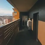 Turistic - Piso De 1, 2 O 3 *