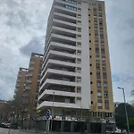 Turistic - Piso De 1, 2 O 3 Gerona